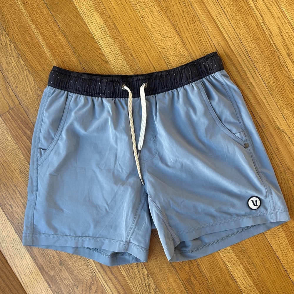 Vuori Kore Shorts Men’s Small